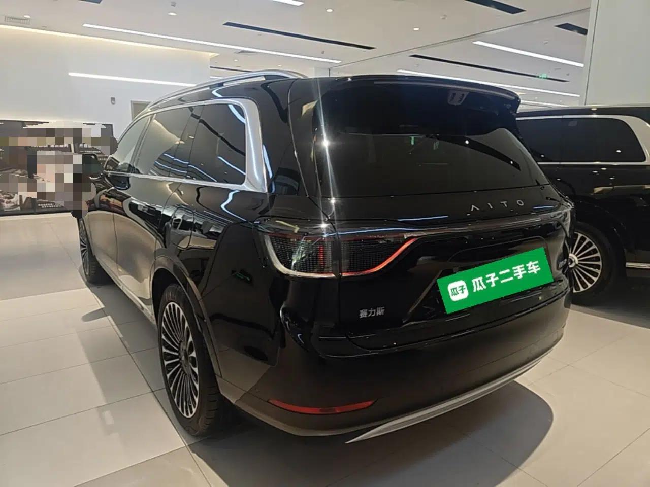 Hima AITO M9 2025 Extended-Range Ultra Version 52 kWh 6-Seater — миниатюра 4