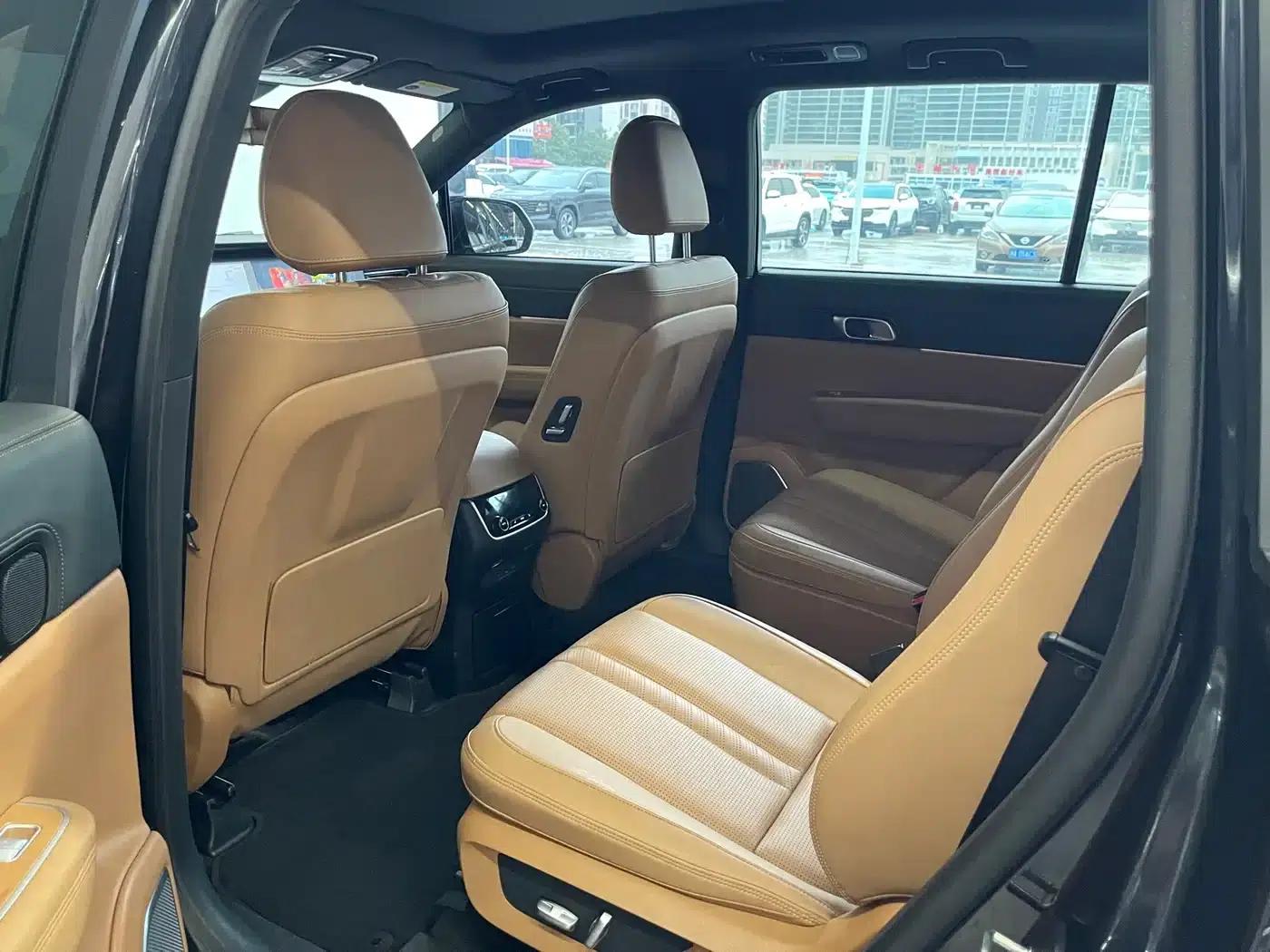 Li Auto ONE 2020 Extended Range 6-Seater — миниатюра 17