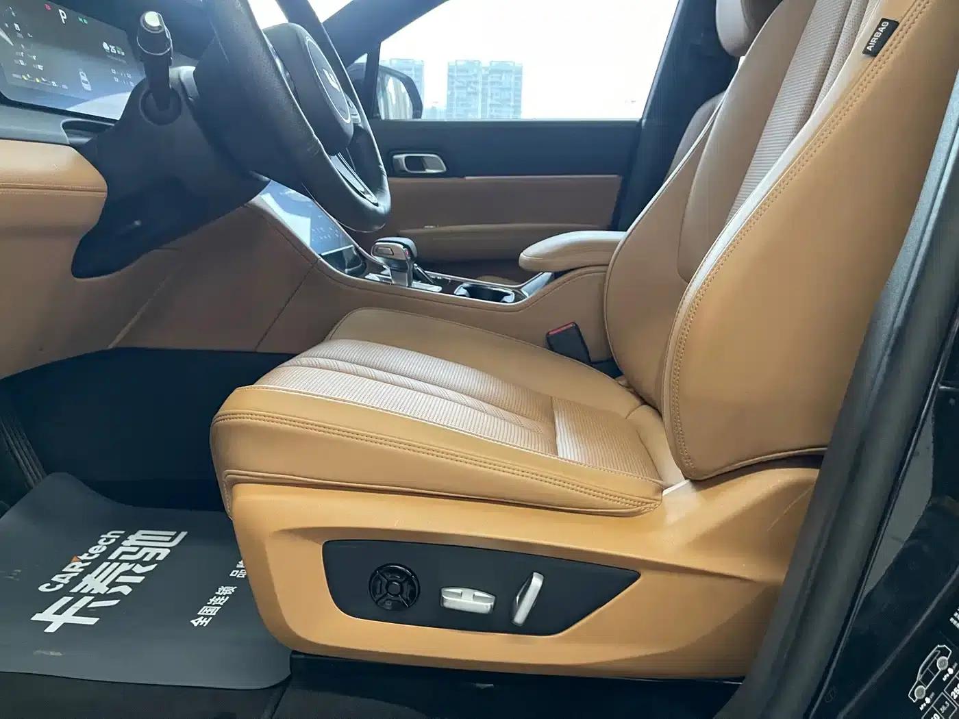 Li Auto ONE 2020 Extended Range 6-Seater — миниатюра 9
