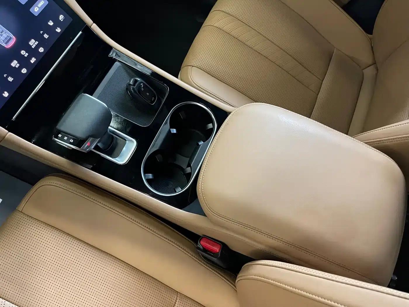 Li Auto ONE 2020 Extended Range 6-Seater — миниатюра 10
