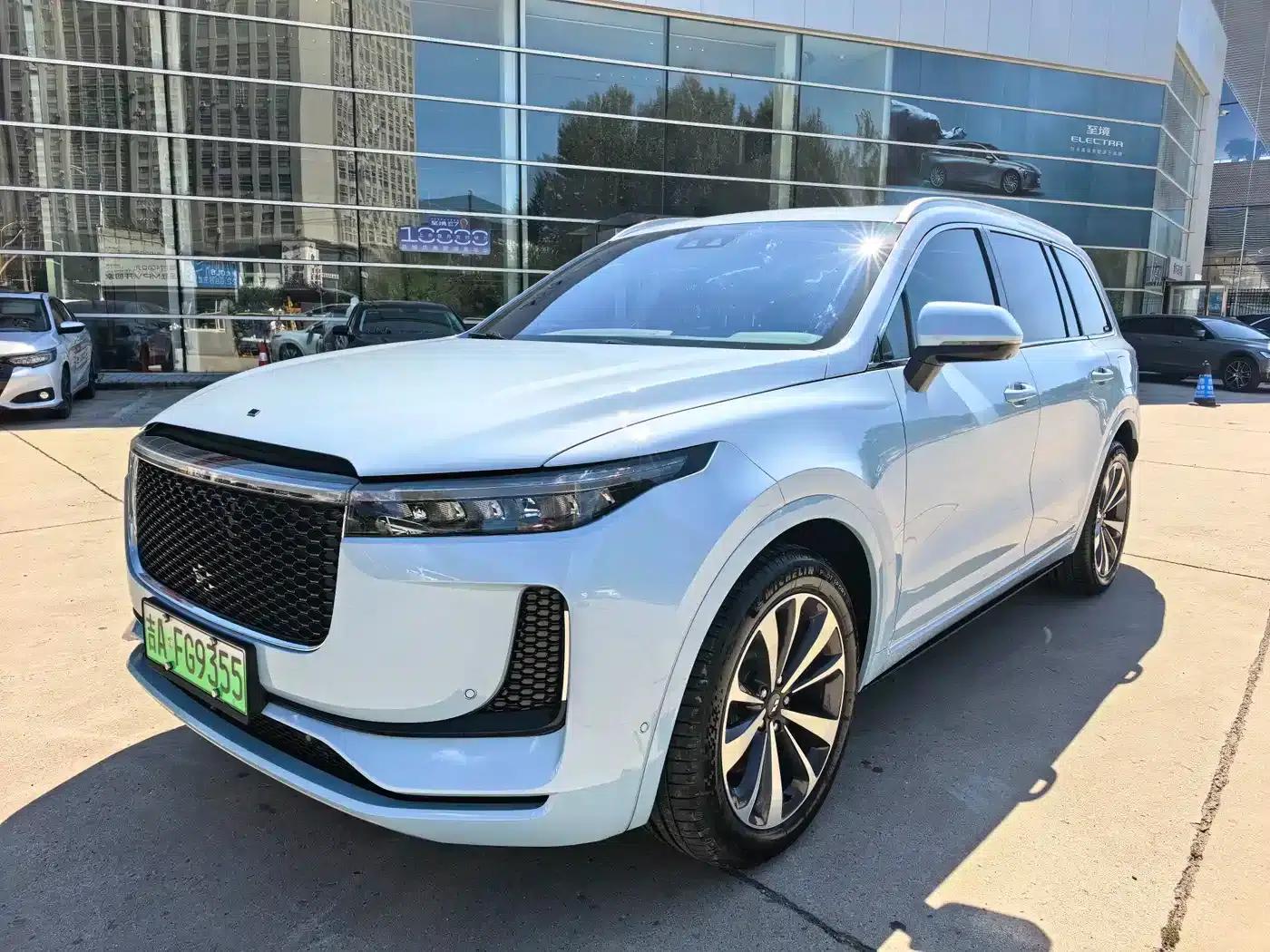 Li Auto ONE 2020 Extended Range 6-Seater — миниатюра 1