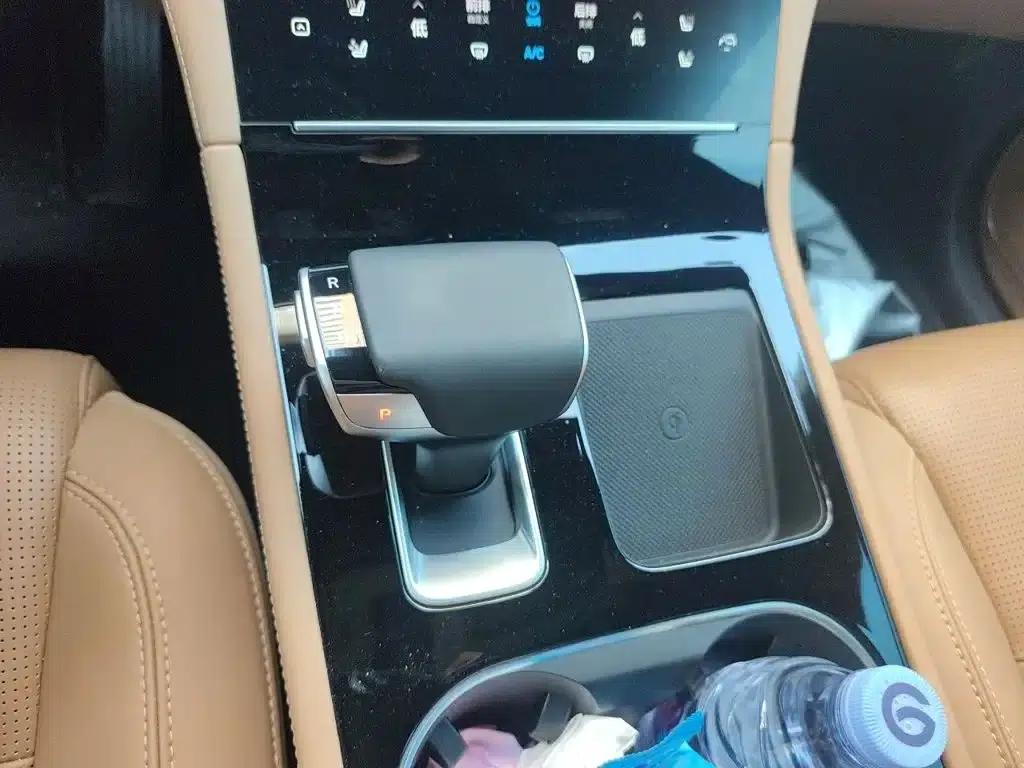 Li Auto ONE 2021 Extended Range 6-Seater — миниатюра 7