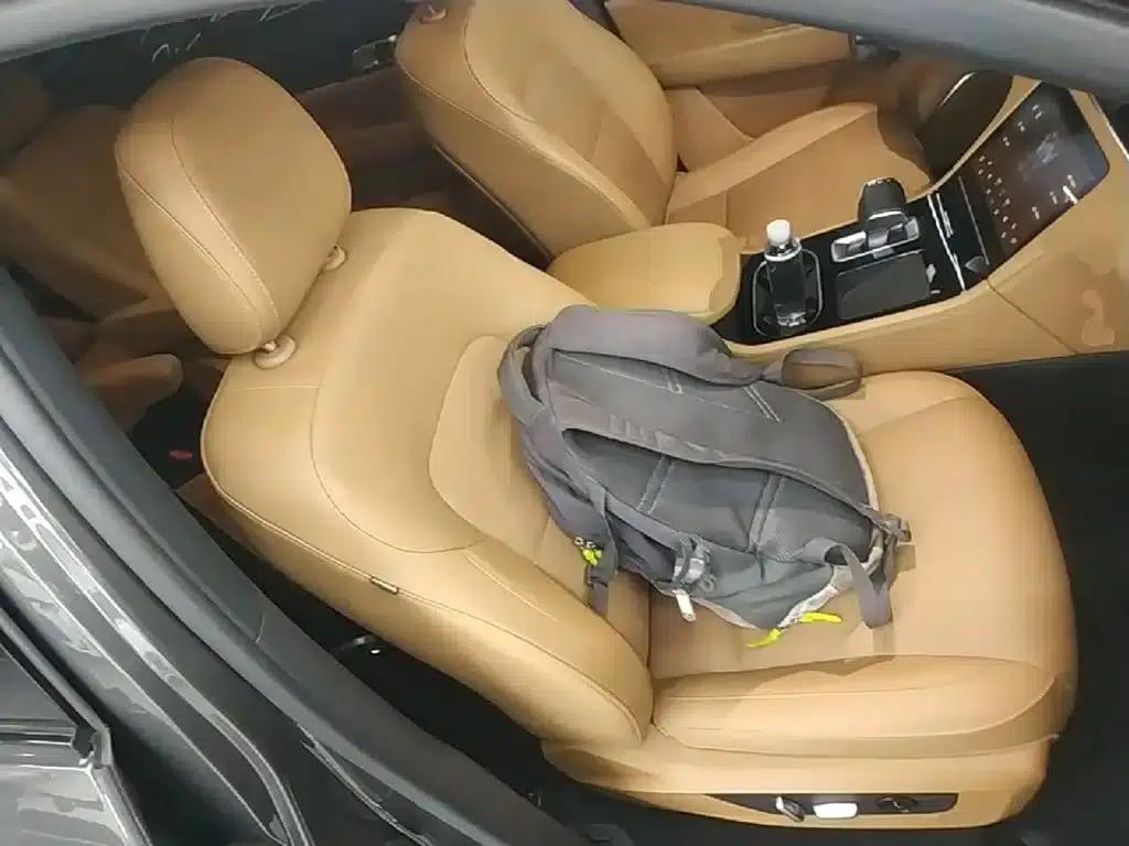 Li Auto ONE 2021 Extended Range 6-Seater — миниатюра 25