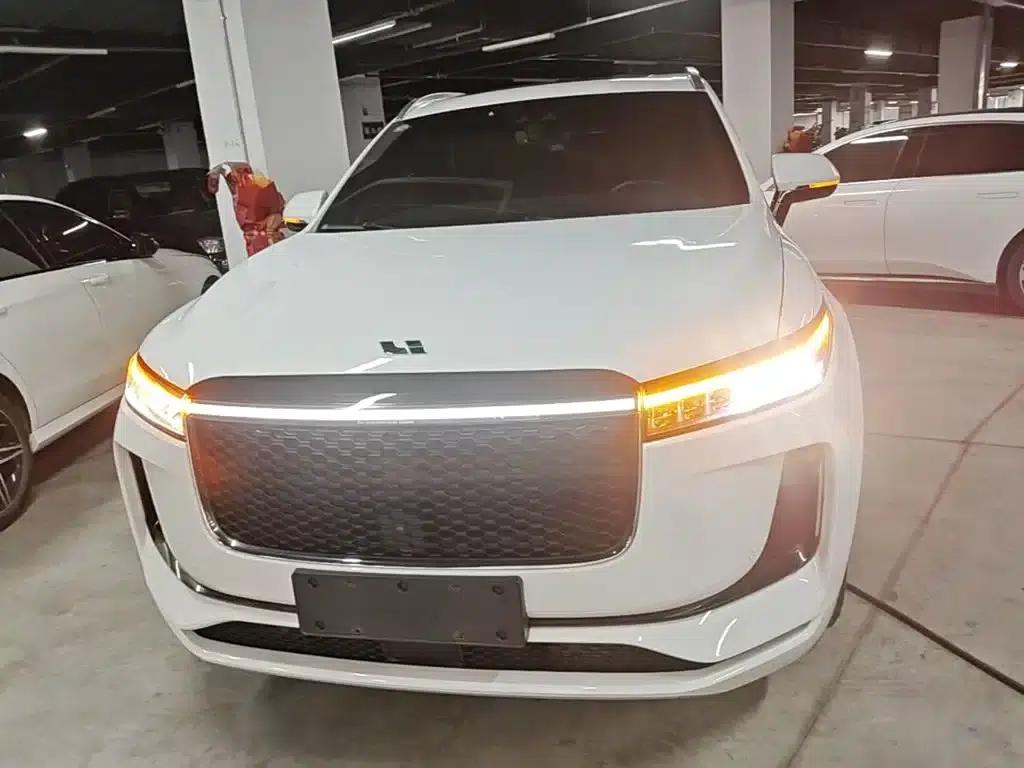 Li Auto ONE 2020 Extended Range 6-Seater — миниатюра 3