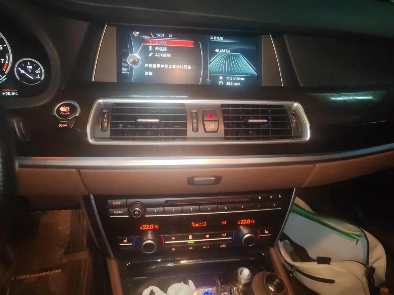 BMW 5 Series GT 2014 528i Leading Model — миниатюра 13