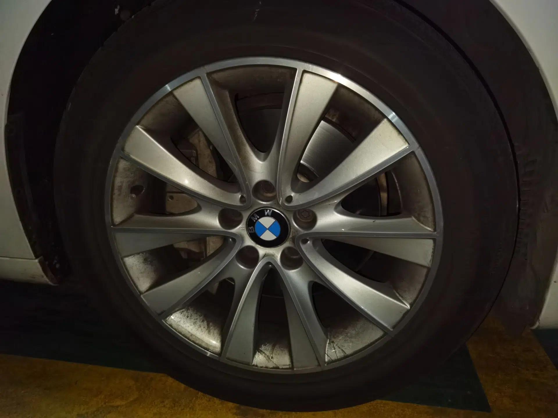 BMW 5 Series GT 2015 528i Leading Model — миниатюра 8