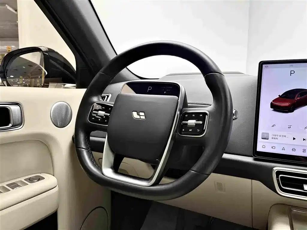 Li Auto L7 2023 Max — миниатюра 12