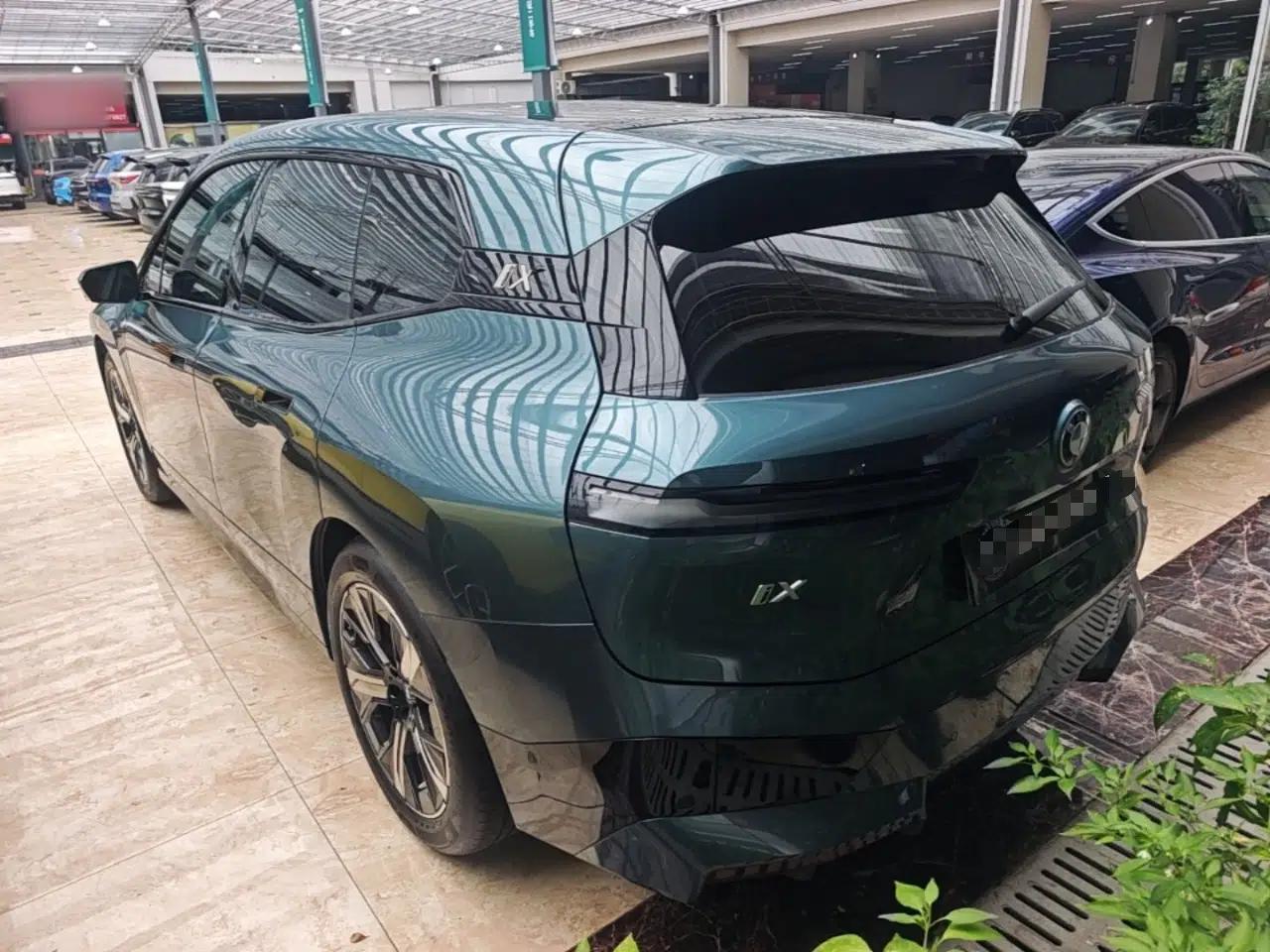 BMW iX 2023 xDrive40 — миниатюра 4