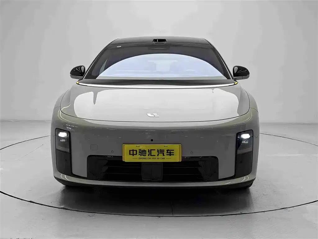 Li Auto i8 2025 Standard Edition — миниатюра 2