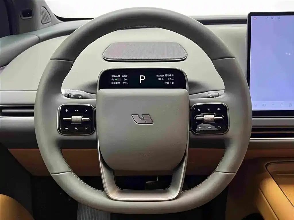 Li Auto i8 2025 Standard Edition — миниатюра 15