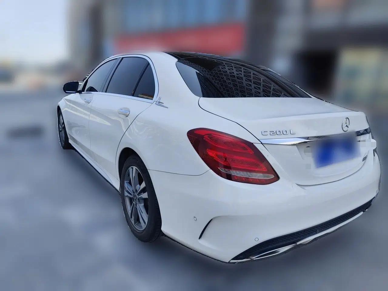 Mercedes-Benz C-Class 2018 C 200 L Sport Edition — миниатюра 4