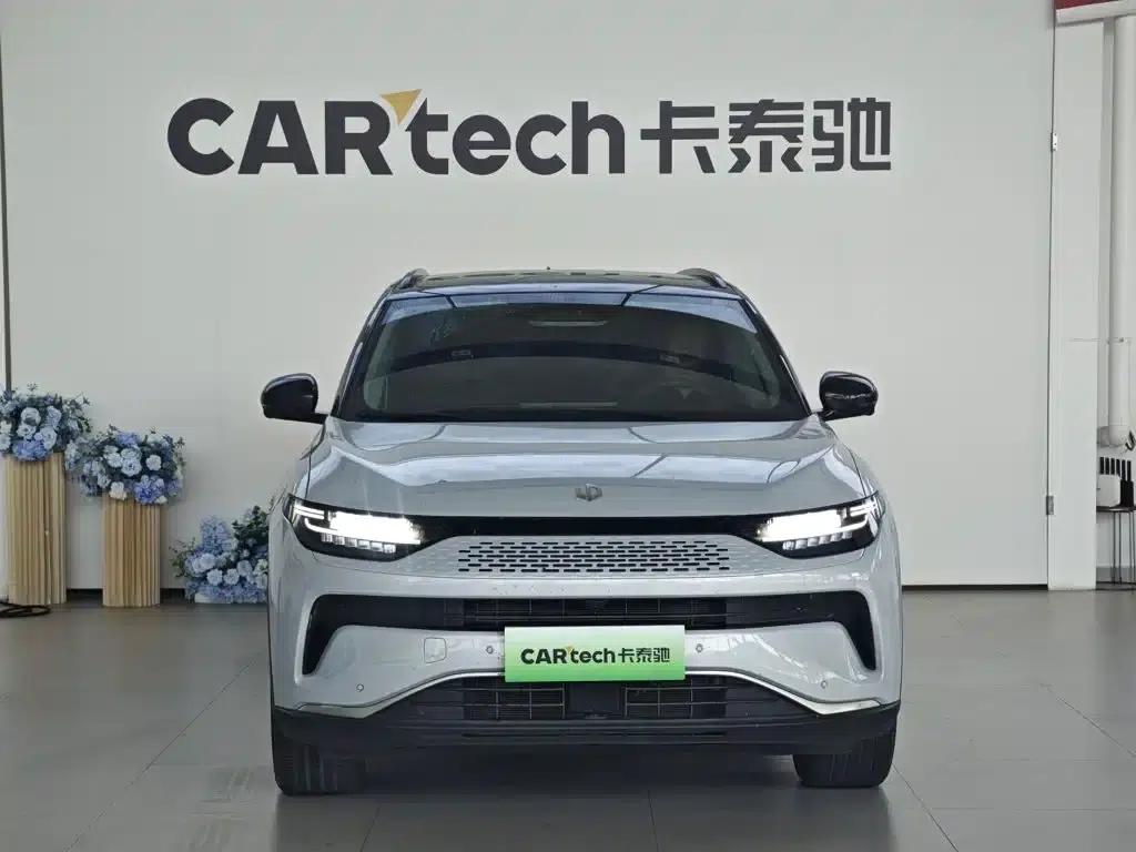 Leapmotor C11 2024 Range Extended 300 Premium Edition — миниатюра 2