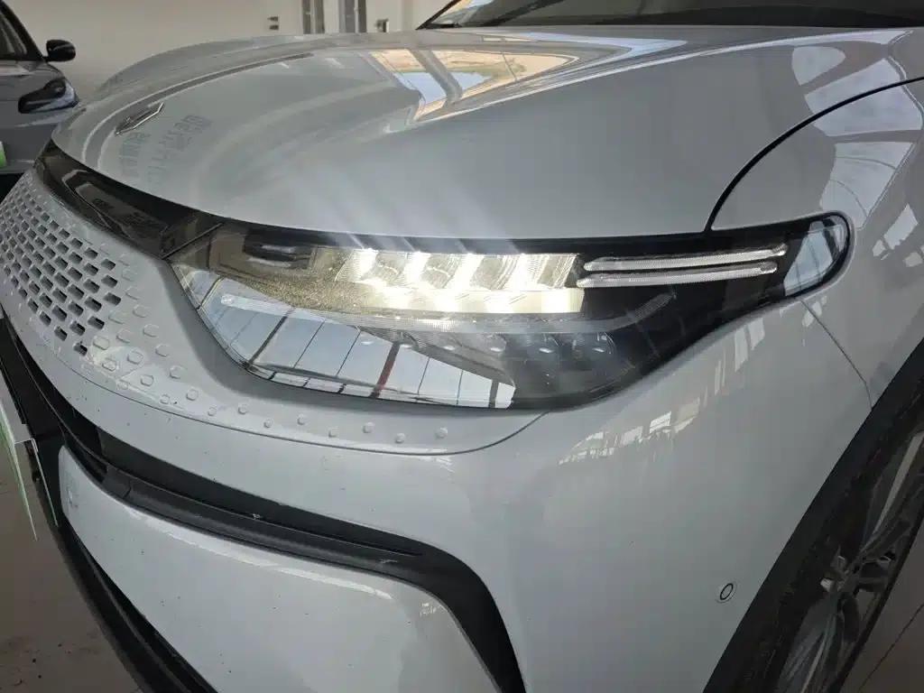 Leapmotor C11 2024 Range Extended 300 Premium Edition — миниатюра 8