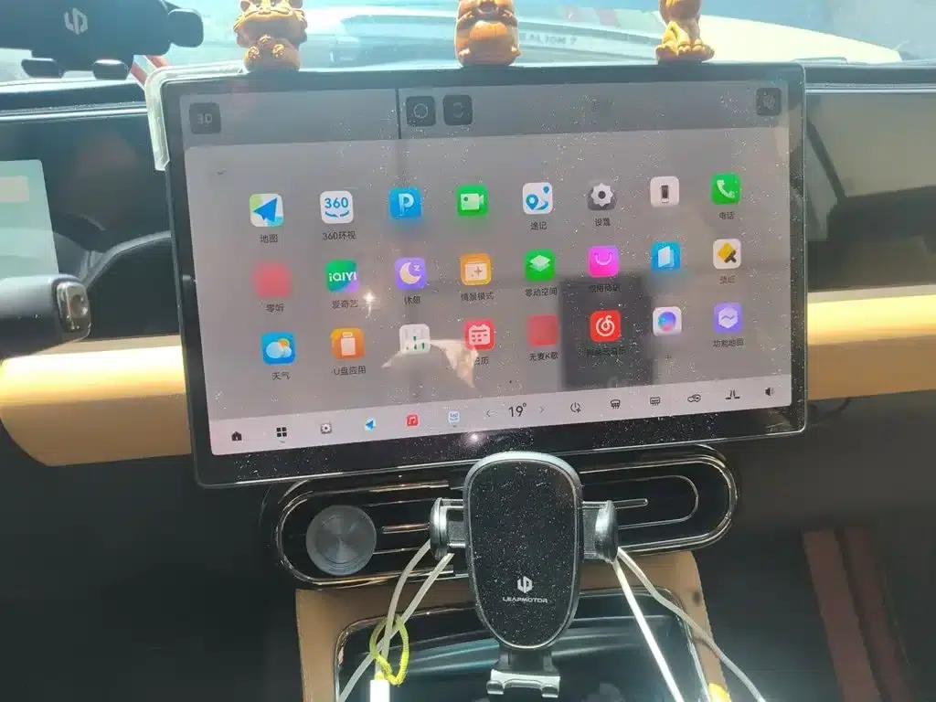 Leapmotor C11 2024 Range Extended 300 Premium Edition — миниатюра 6