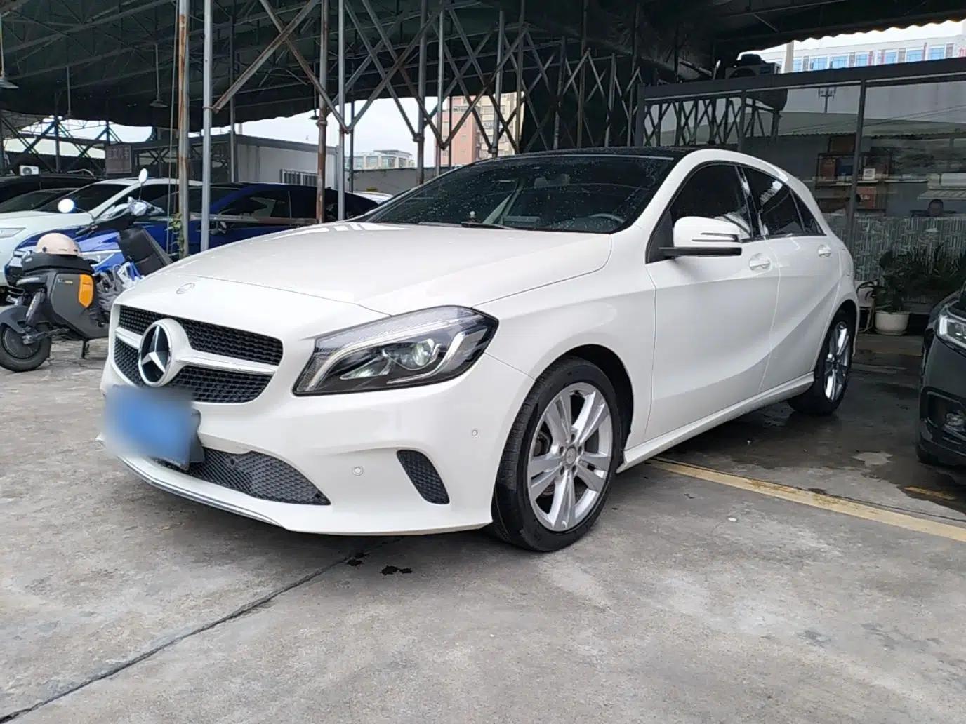 Mercedes-Benz A-Class 2017 A 200 Dynamic Edition — миниатюра 1