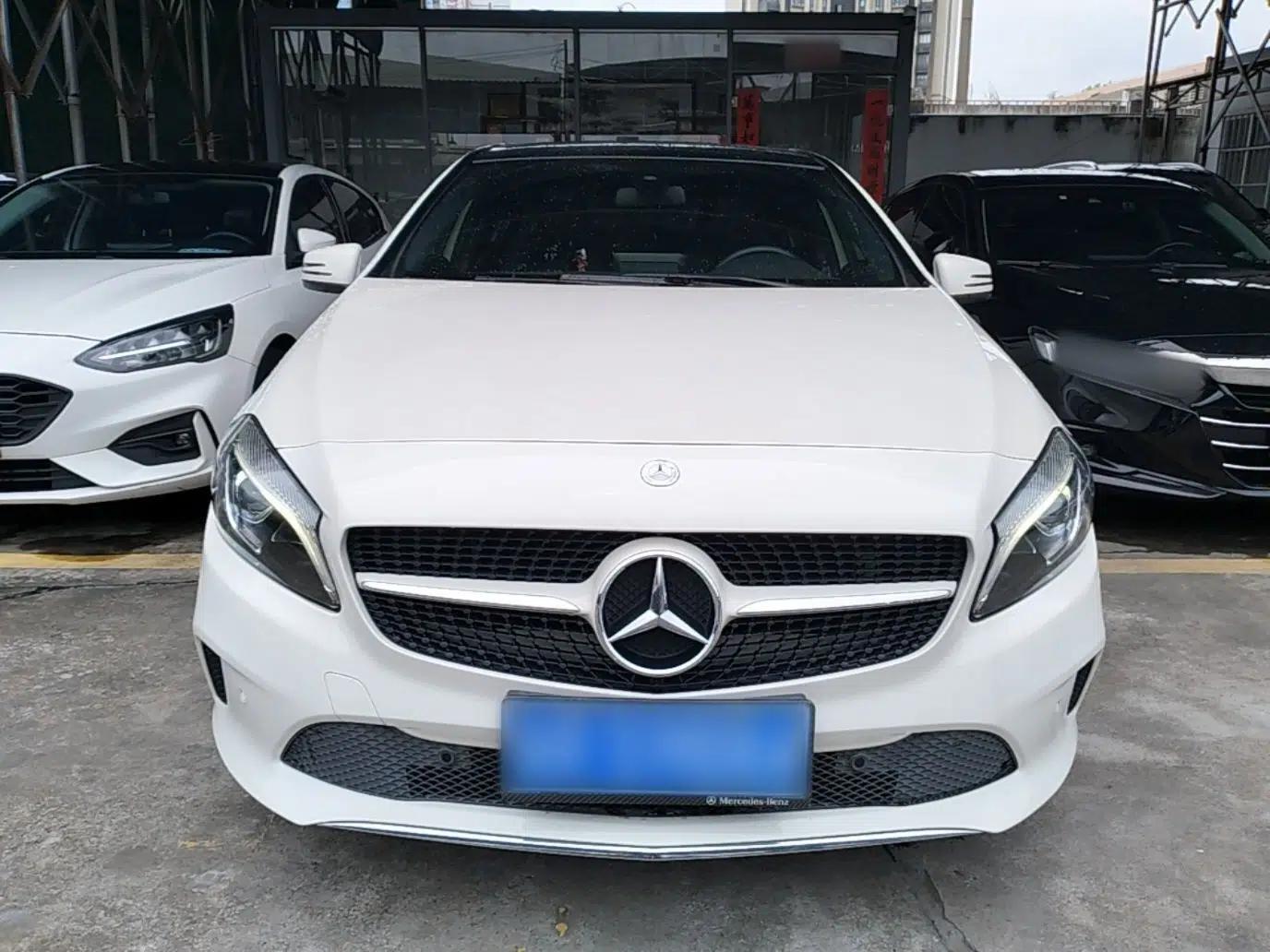 Mercedes-Benz A-Class 2017 A 200 Dynamic Edition — миниатюра 2