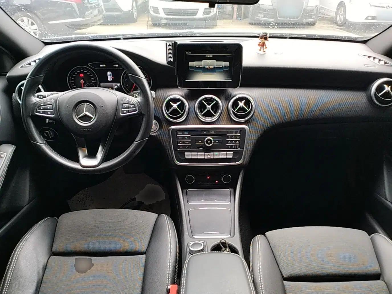 Mercedes-Benz A-Class 2017 A 200 Dynamic Edition — миниатюра 17