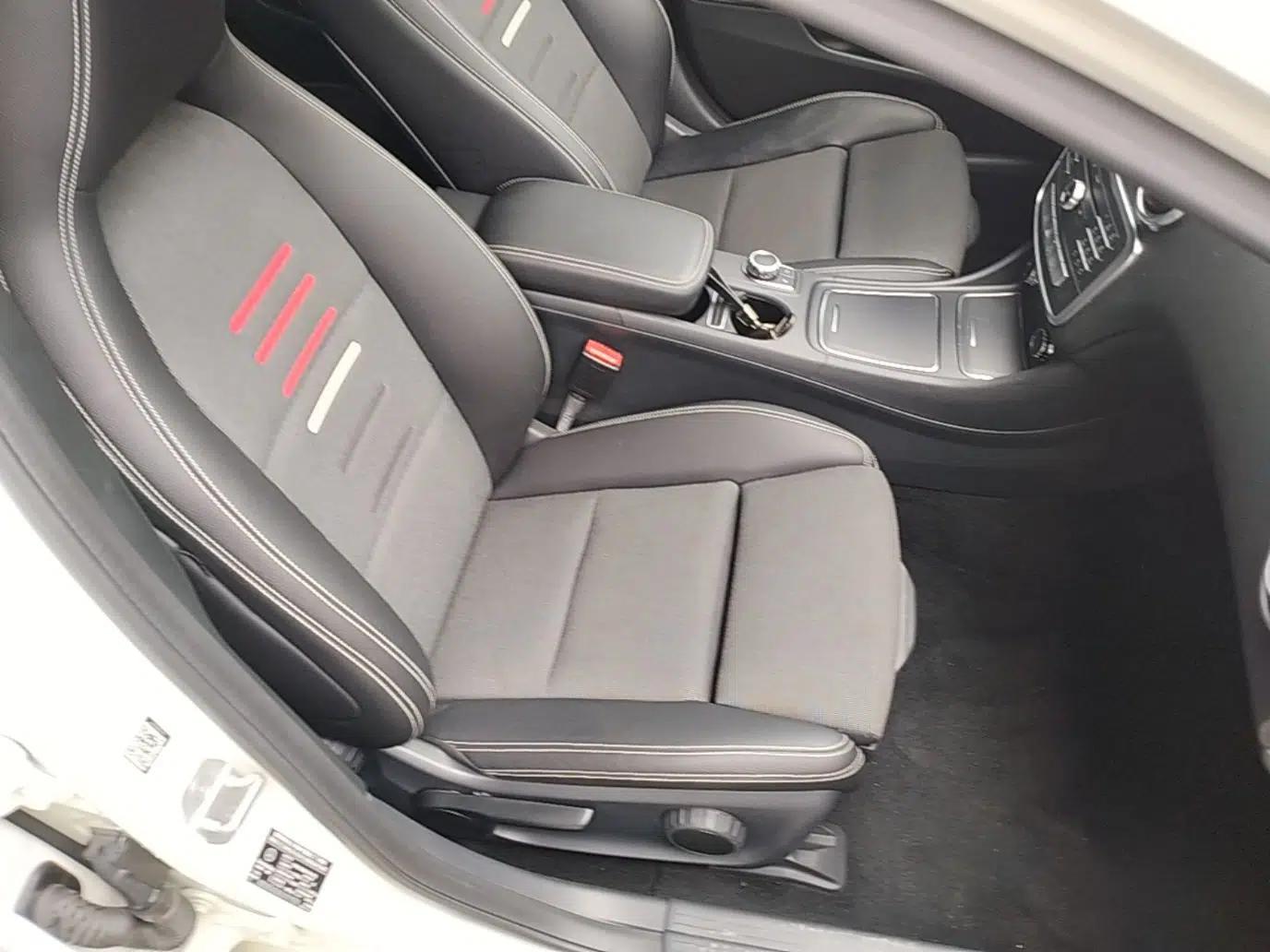Mercedes-Benz A-Class 2017 A 200 Dynamic Edition — миниатюра 24