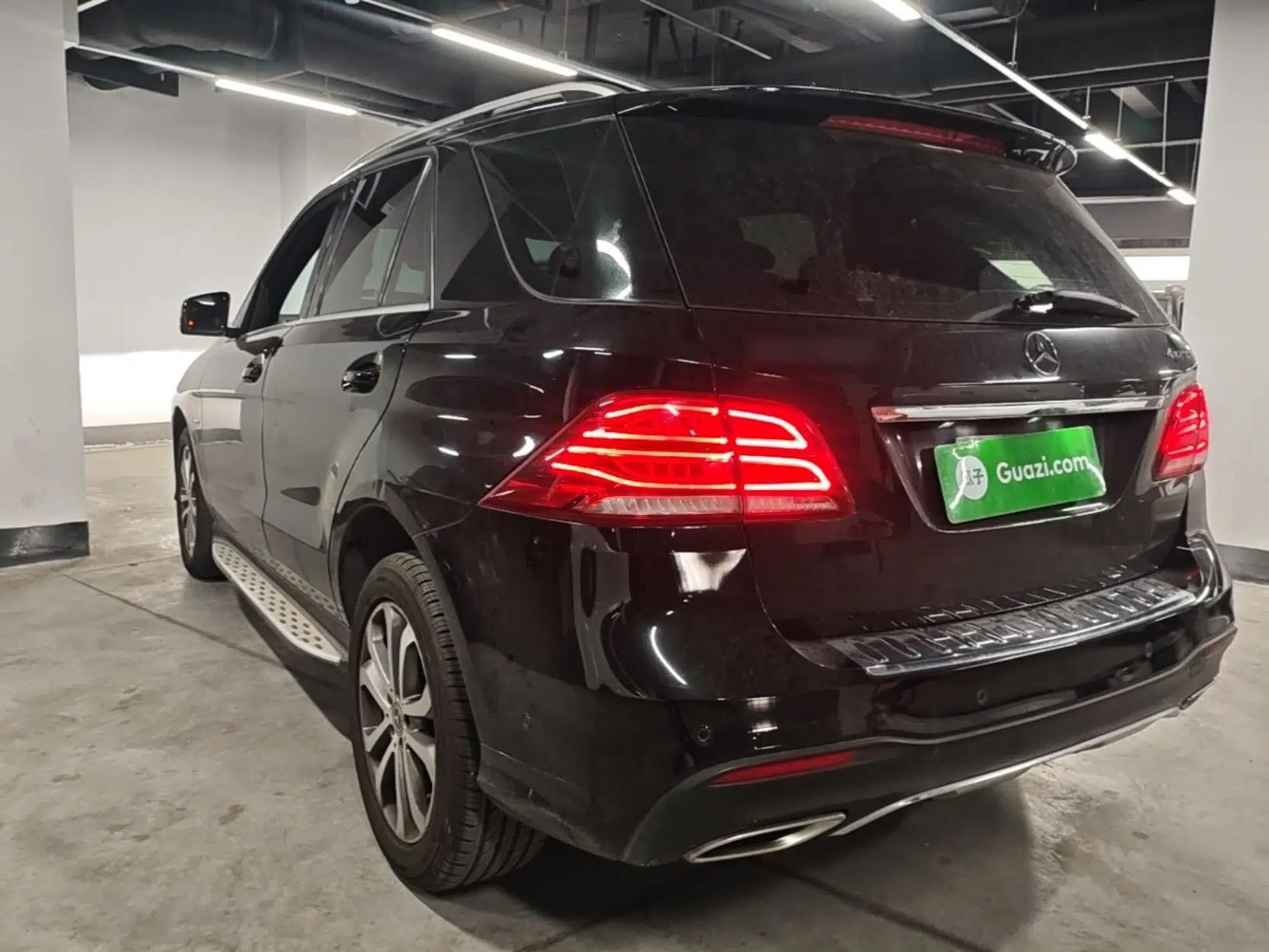 Mercedes-Benz GLE 2019 GLE 320 4MATIC Dynamic Edition Prestige Model — миниатюра 4