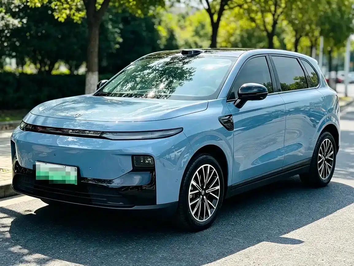 Leapmotor B10 2025 Model 510 LiDAR Edition — миниатюра 1