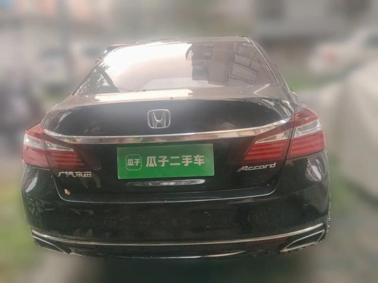 Honda Accord 2016 2.0L Comfort Edition — миниатюра 5