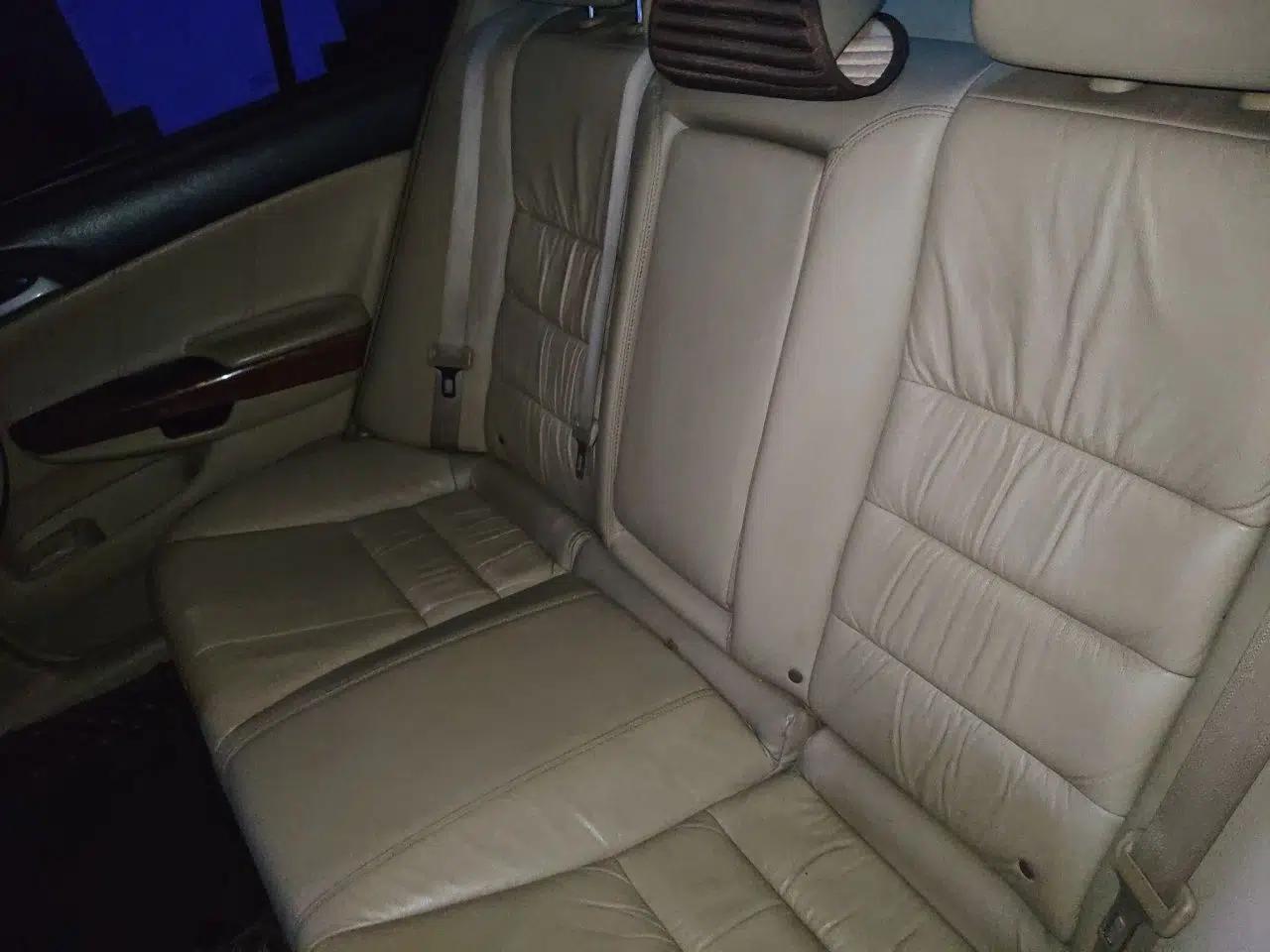 Honda Accord 2012 2.0L SE — миниатюра 17
