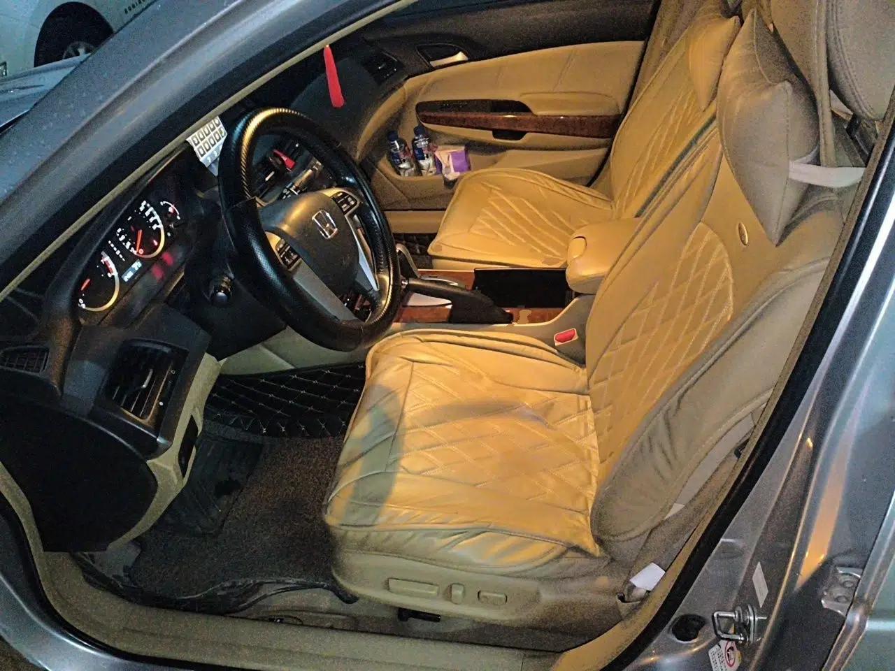 Honda Accord 2012 2.0L SE — миниатюра 15