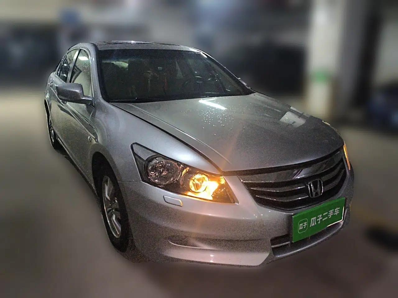 Honda Accord 2012 2.0L SE — миниатюра 3