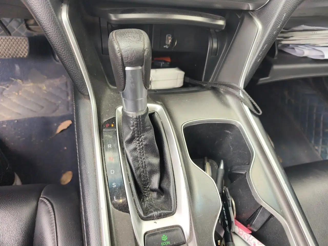 Honda Accord 2018 260TURBO Elite Edition China V — миниатюра 13