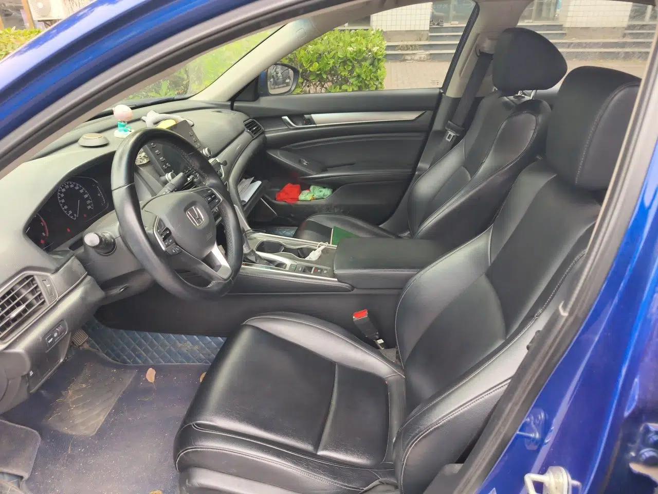 Honda Accord 2018 260TURBO Elite Edition China V — миниатюра 14
