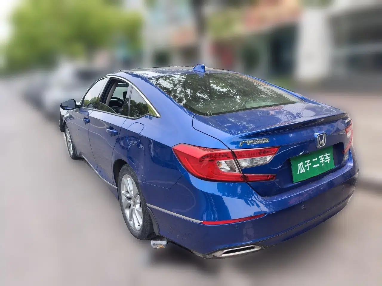 Honda Accord 2018 260TURBO Elite Edition China V — миниатюра 4