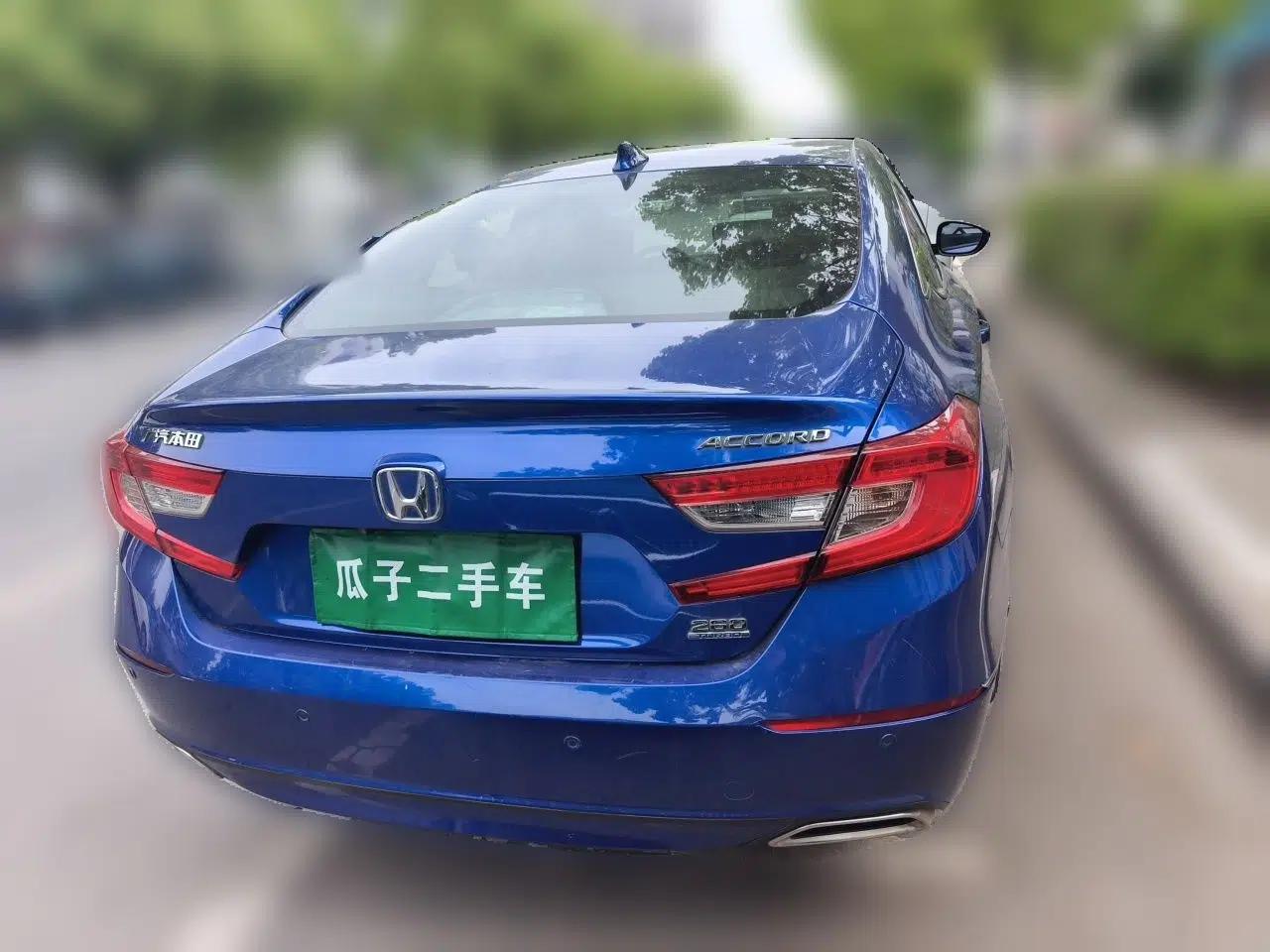 Honda Accord 2018 260TURBO Elite Edition China V — миниатюра 5