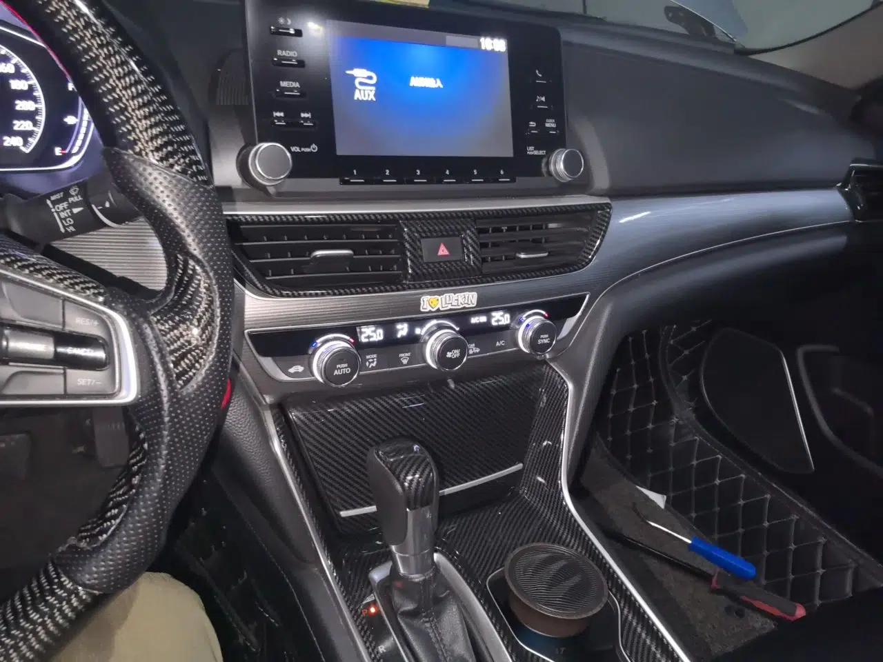 Honda Accord 2018 260TURBO Elite Edition China V — миниатюра 13