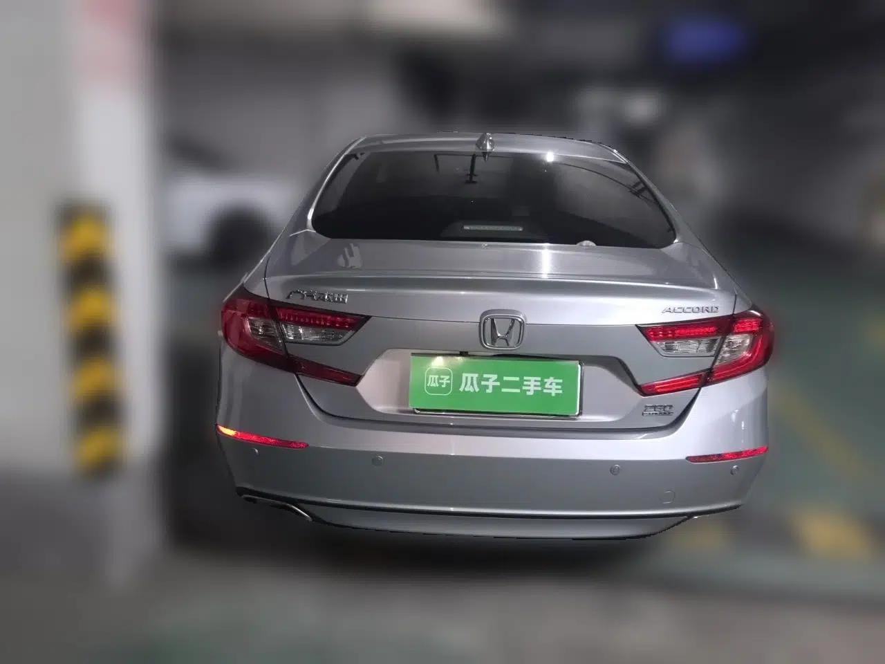 Honda Accord 2018 260TURBO Elite Edition China V — миниатюра 5