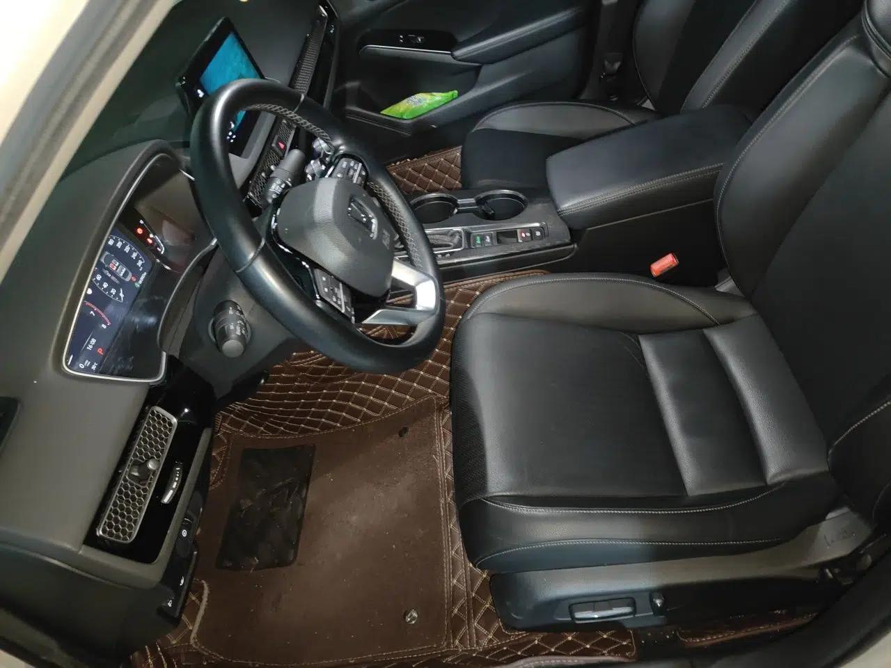 Honda Civic 2023 240TURBO CVT Dynamic Control · C-Position Guest Special Edition — миниатюра 15