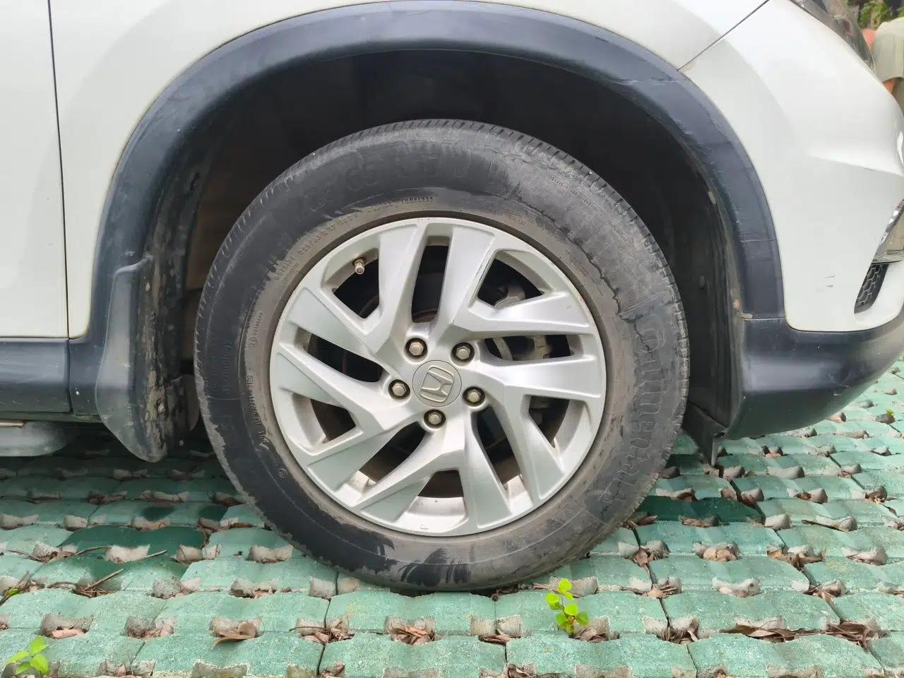 Honda CR-V 2015 2.4L two-wheel drive luxury version — миниатюра 8