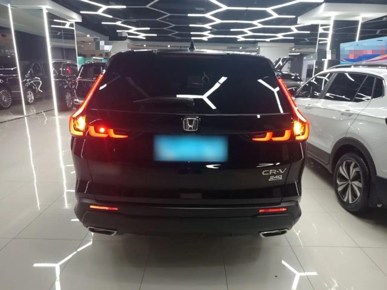 Honda CR-V 2023 240TURBO Two-Wheel Drive FENGSHANG Edition 5 Seats — миниатюра 5