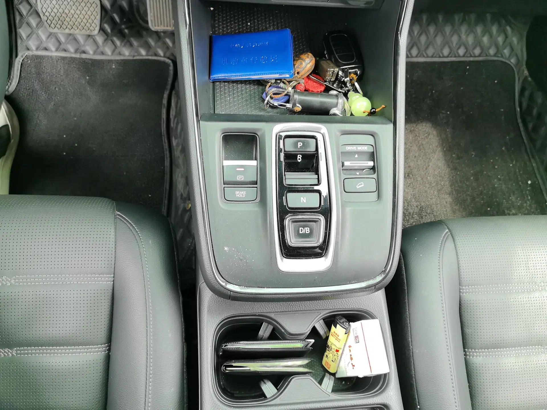 Honda CR-V 2026 Model—Global 30-Year Glory Edition 2.0L e:HEV Two-Wheel-Drive Smart Comfort Version — миниатюра 14