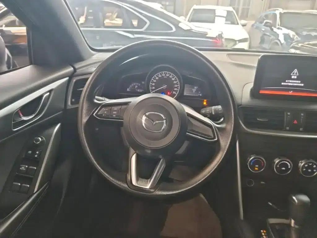 Mazda CX-4 2018 2.0L Automatic 2WD Blue Sky Vitality Edition (National V Emission Standard) — миниатюра 11