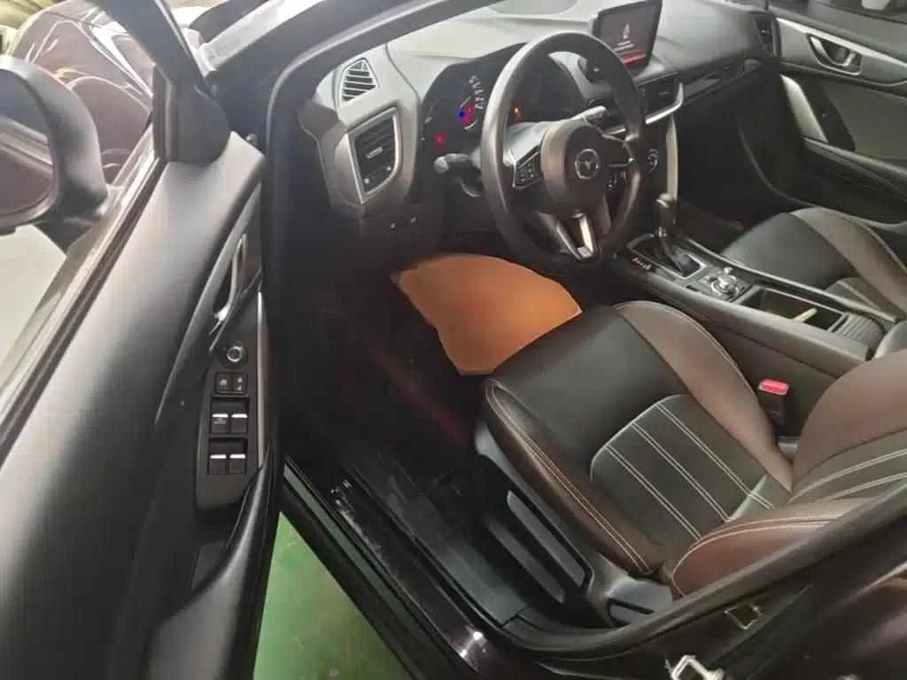 Mazda CX-4 2018 2.0L Automatic 2WD Blue Sky Vitality Edition (National V Emission Standard) — миниатюра 16