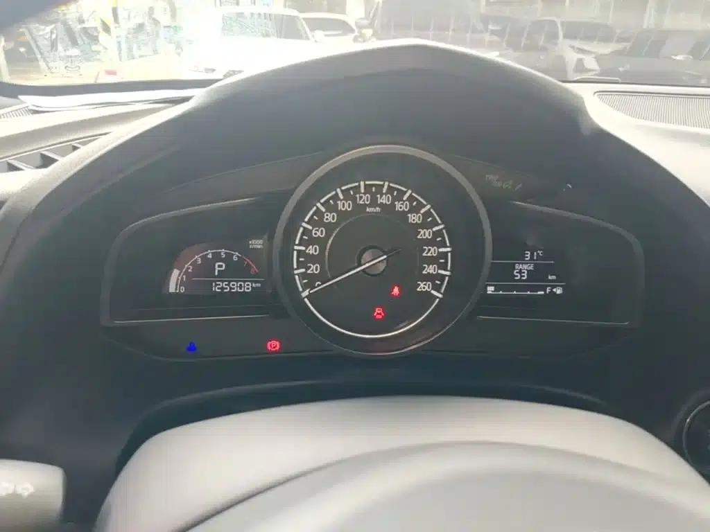 Mazda CX-4 2018 2.0L Automatic 2WD Blue Sky Vitality Edition (National V Emission Standard) — миниатюра 12