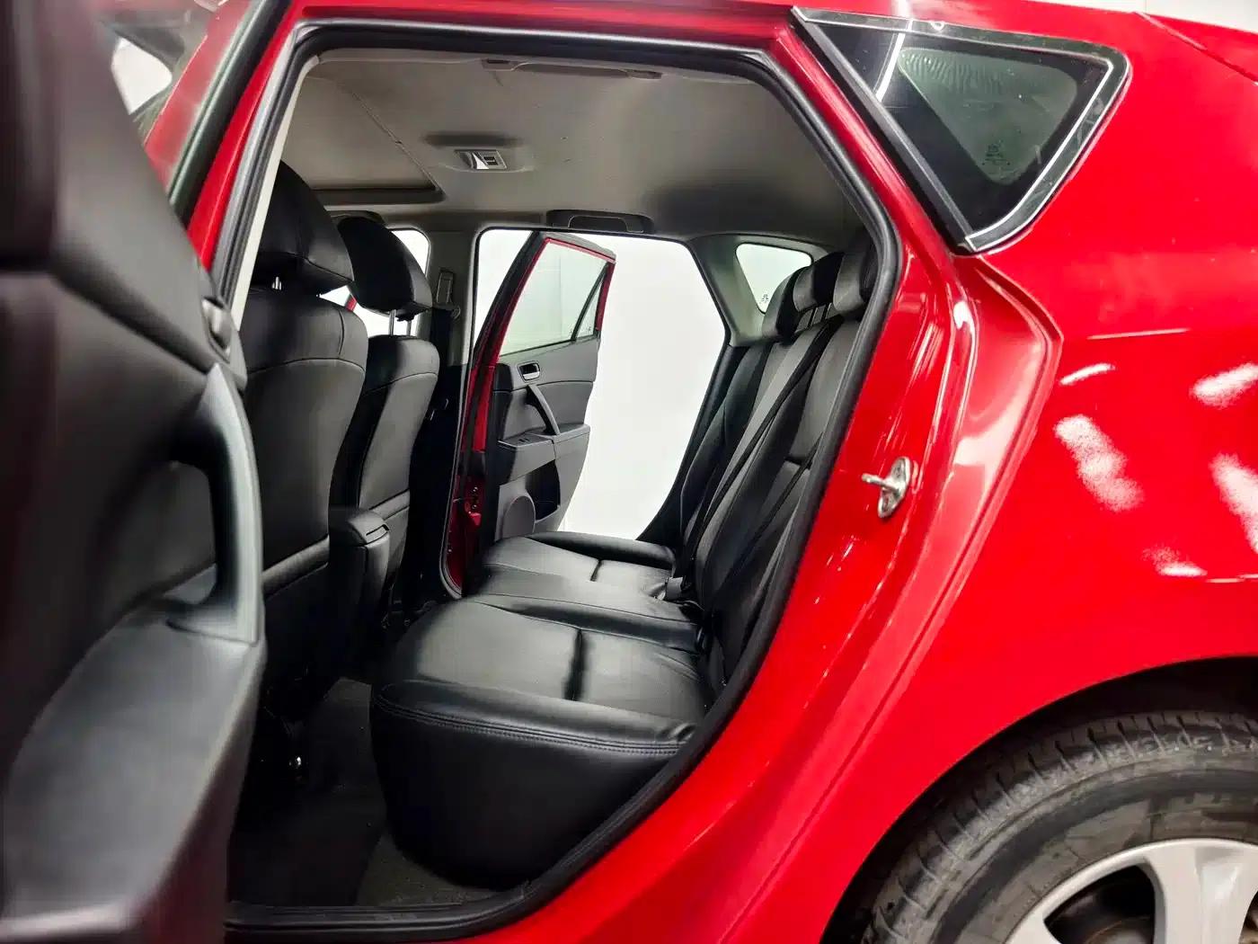 Mazda3 Axela 2013 Hatchback 1.6L Automatic Elite — миниатюра 13
