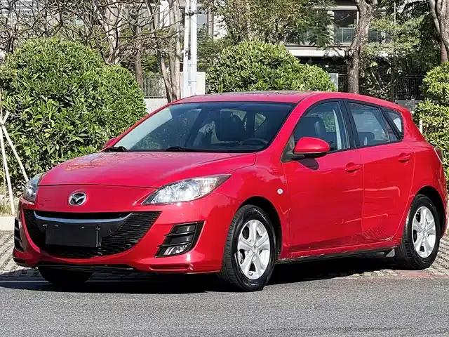 Imported Mazda3 2010 Hatchback 1.6 Automatic Luxury