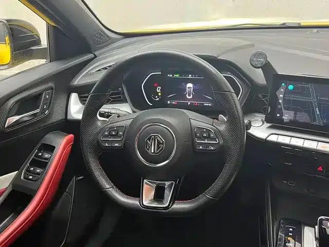 MG5 2022 300TGI DCT Trendy Flagship Edition — миниатюра 8