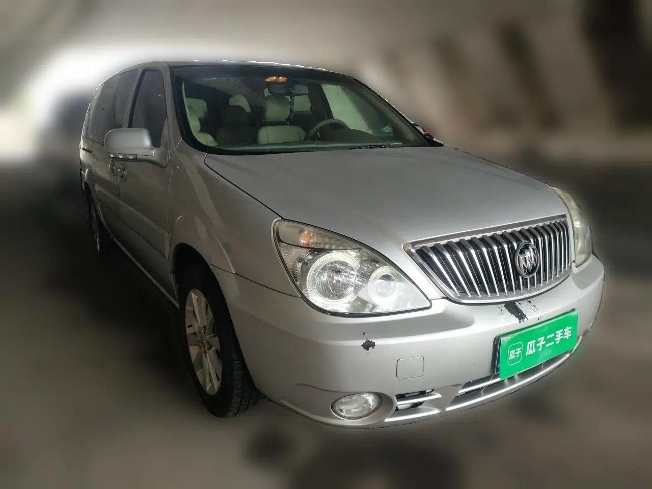 Buick GL8 2014 2.4L Classic Edition — миниатюра 3