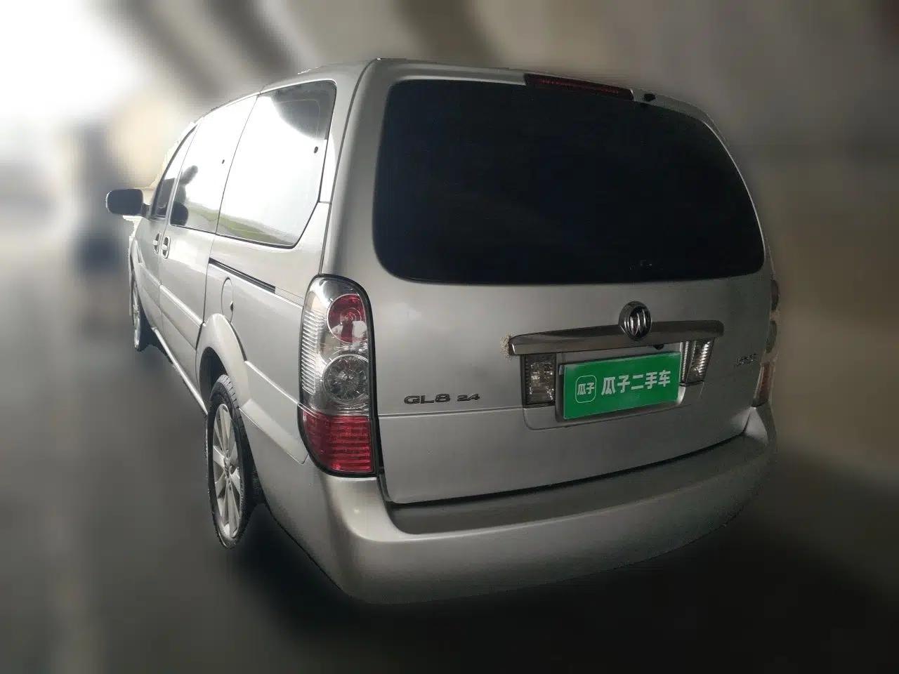 Buick GL8 2014 2.4L Classic Edition — миниатюра 4