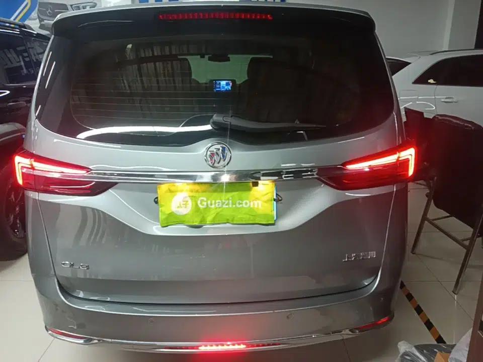 Buick GL8 2023 Land Executive Class Comfort Model — миниатюра 5