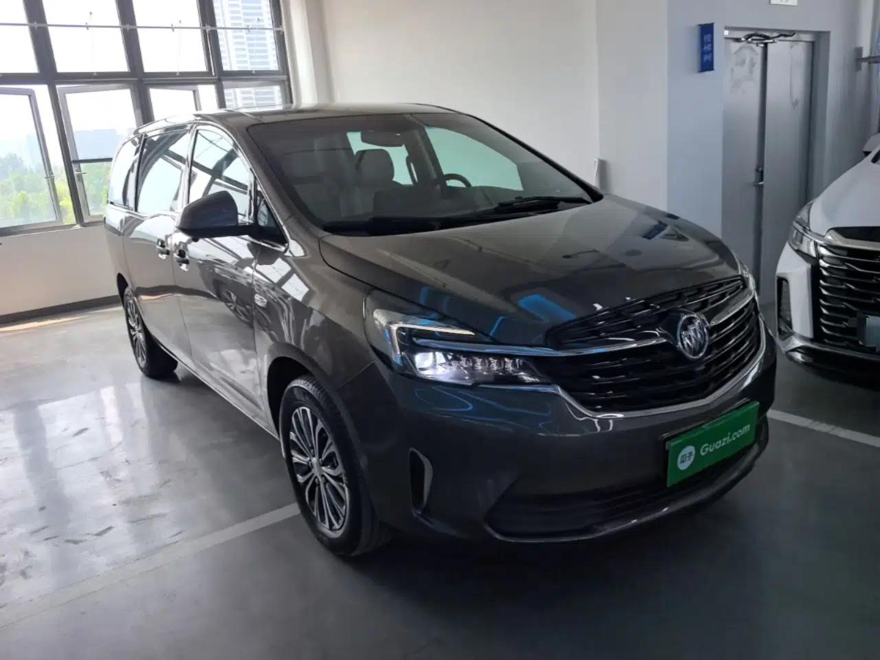 Buick GL8 2022 Land Cruiser Executive Class 652T Comfort Model — миниатюра 3