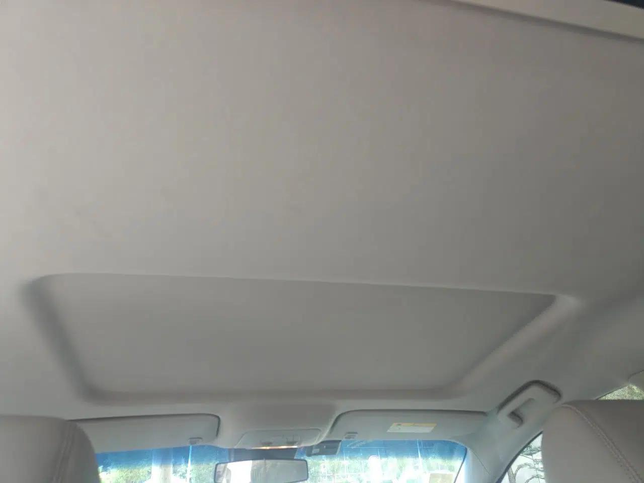 Buick GL8 2021 Land Cruiser Executive Class 652T Comfort Model — миниатюра 18