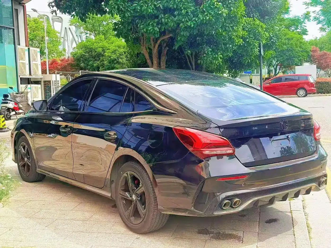 MG5 Scorpio 2022 1.5T Luxury Edition — миниатюра 4